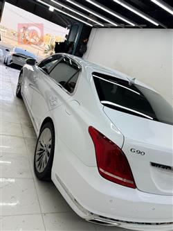 جێنسس G90